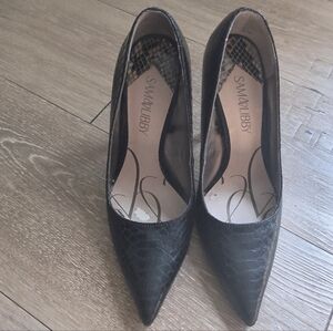 Black Snake-Embossed Pointed Toe Stiletto Pumps